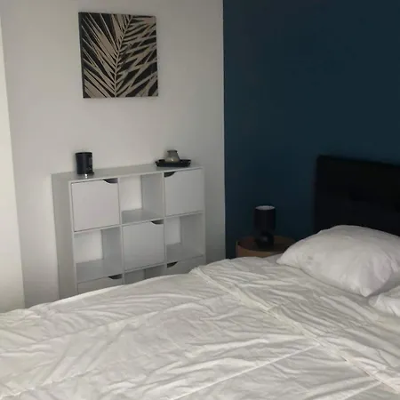 T2 Avec Parking Bajonna